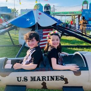 Meet your Posher, Raquel